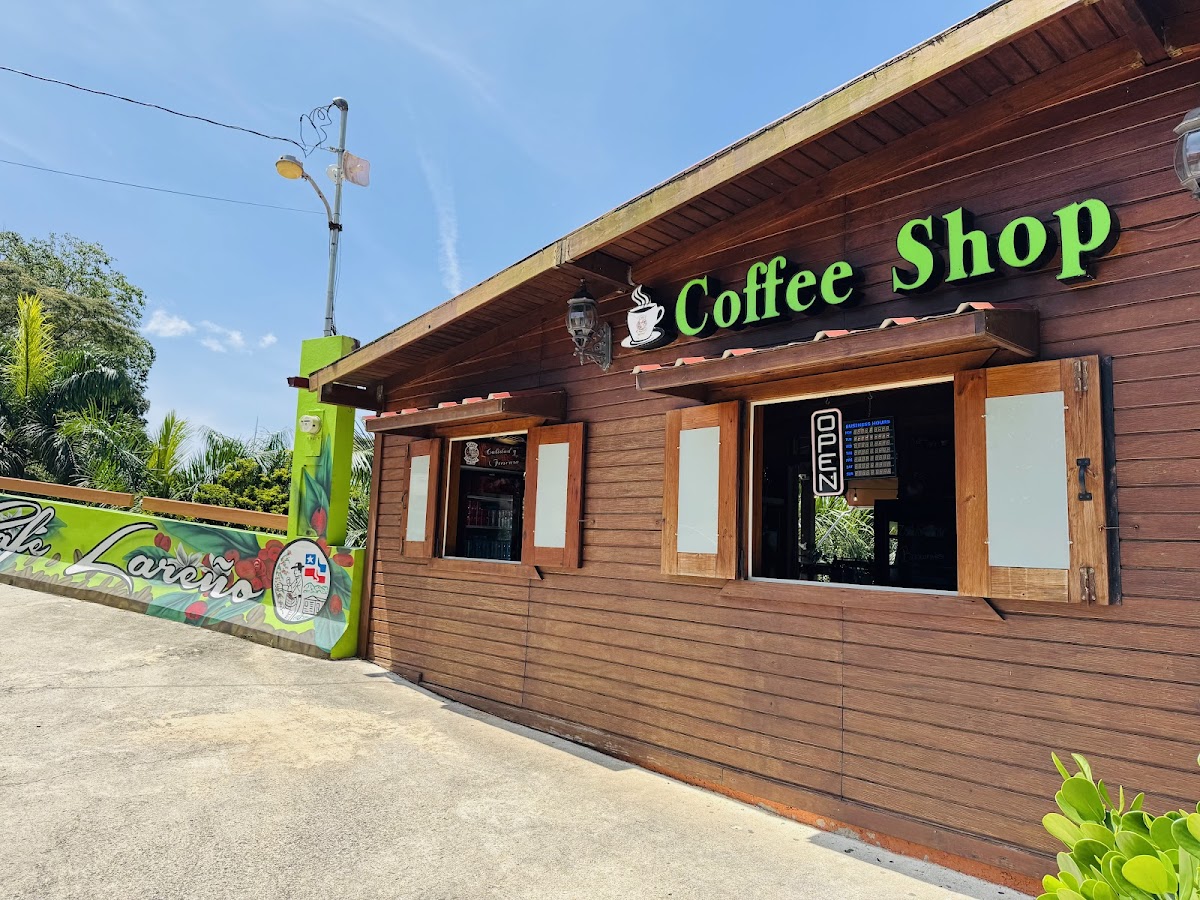 Café Lareño Torrefacción / Coffee Shop